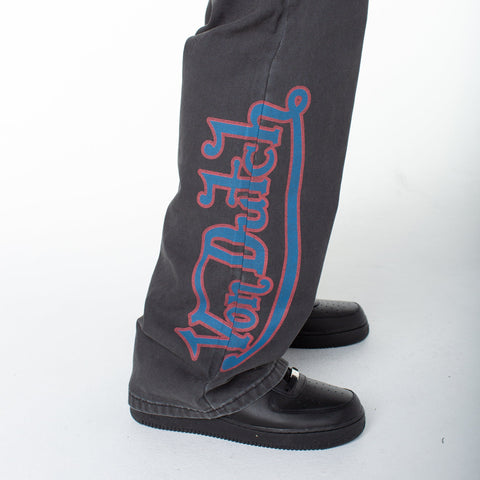 Von Dutch Men's Baggy Contrast Graphic Patch Straight Reaper Pant